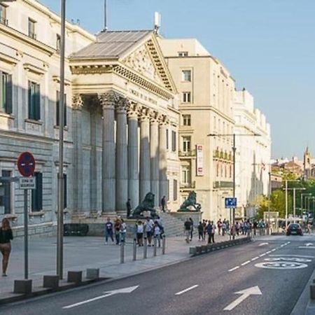 Las Cortes Madrid Exterior foto